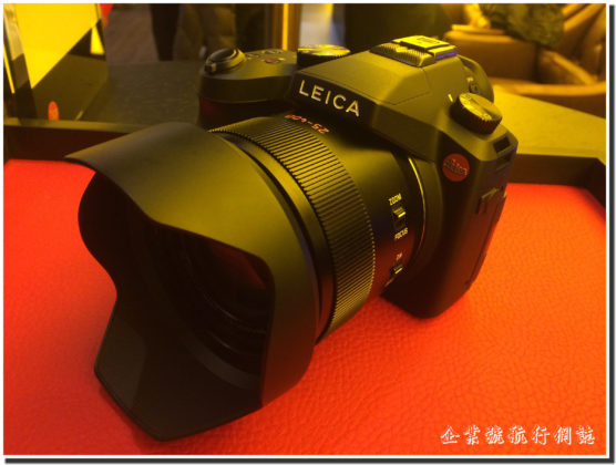 1010 Leica