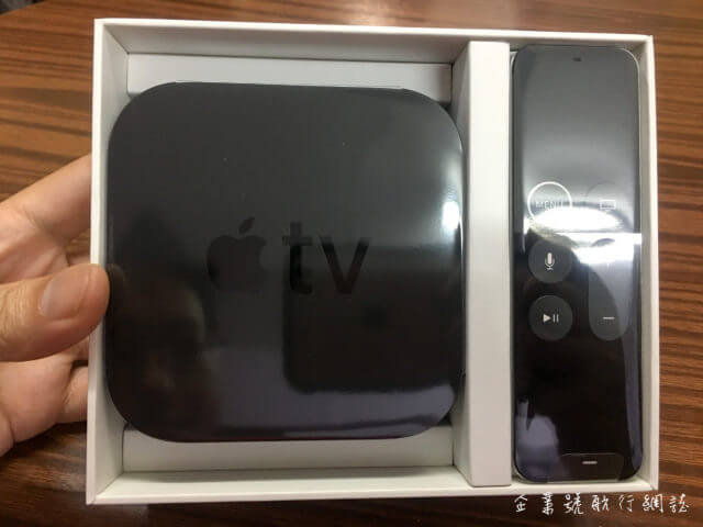 Apple TV 4K unboxing